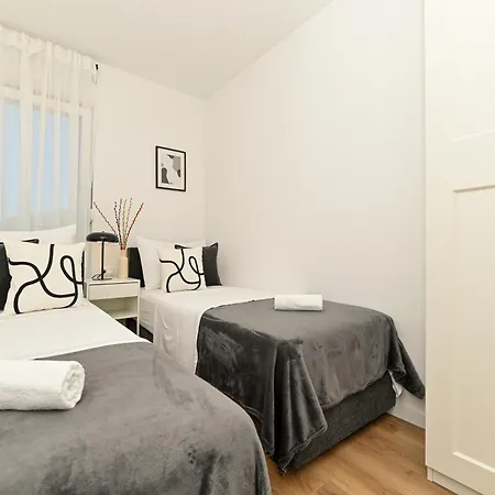 Mav Apt, New, Modern, Near Old Town, Free Parking Trogir