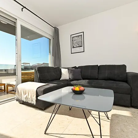 Apartment Mav Apt, New, Modern, Near Old Town, Free Parking *